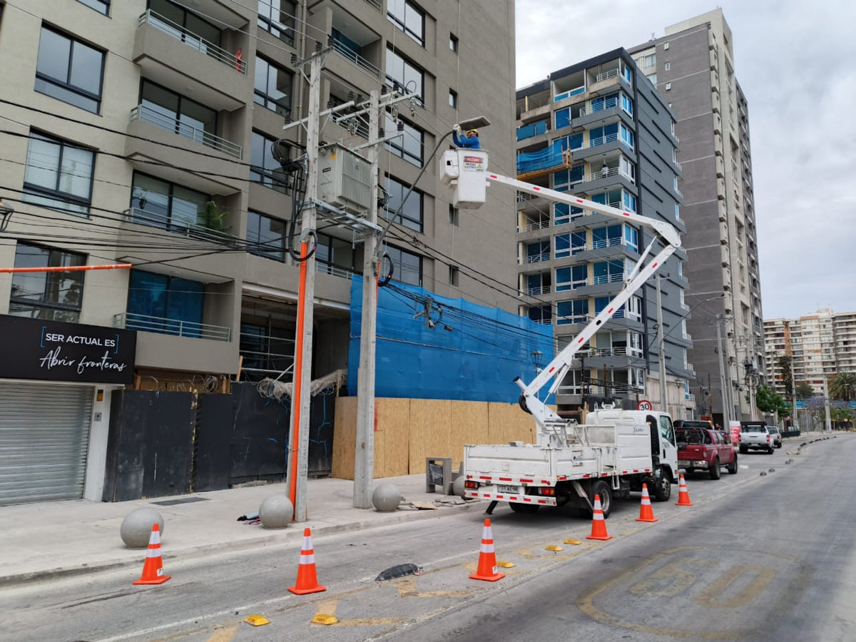 Arriendo alza hombre